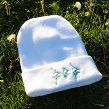 Load image into Gallery viewer, White And Green Beanie